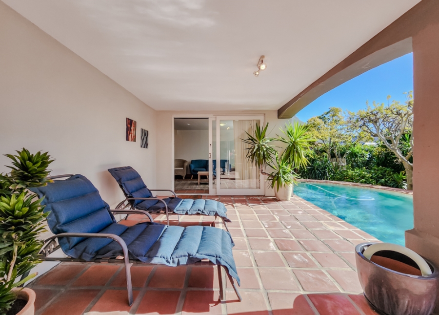 4 Bedroom Property for Sale in Oranjezicht Western Cape